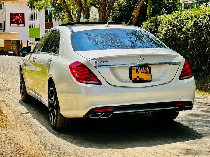 MERCEDES BENZ S550 2016