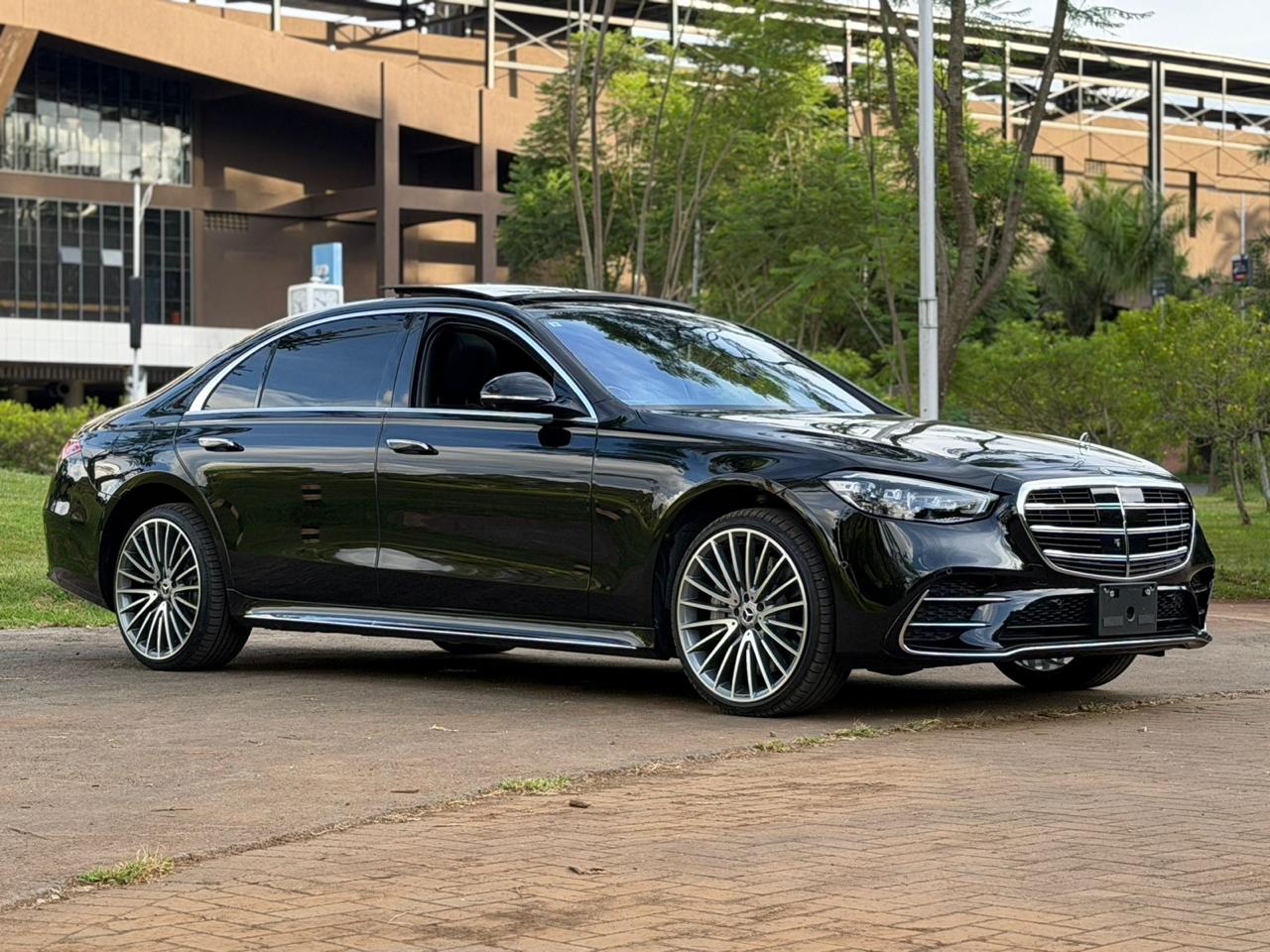 MERCEDES BENZ S500 LWB AMG