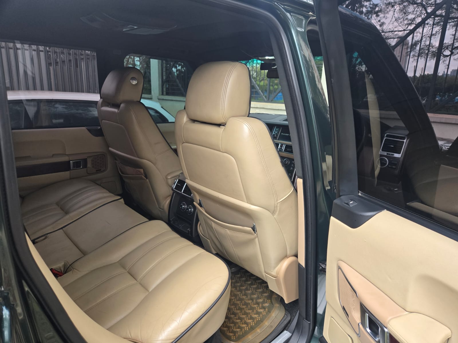 RANGE ROVER VOGUE 2011