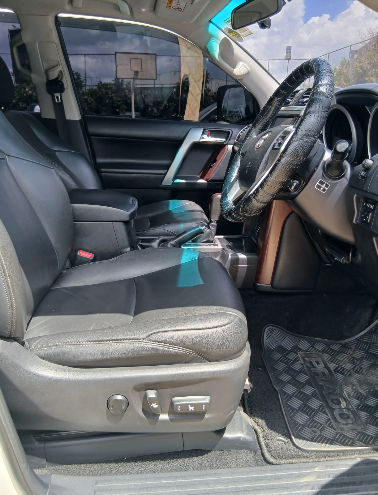 TOYOTA LANDCRUISER PRADO 2016