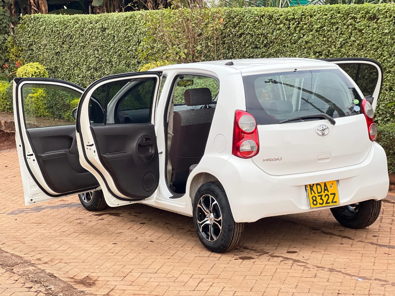 TOYOTA PASSO