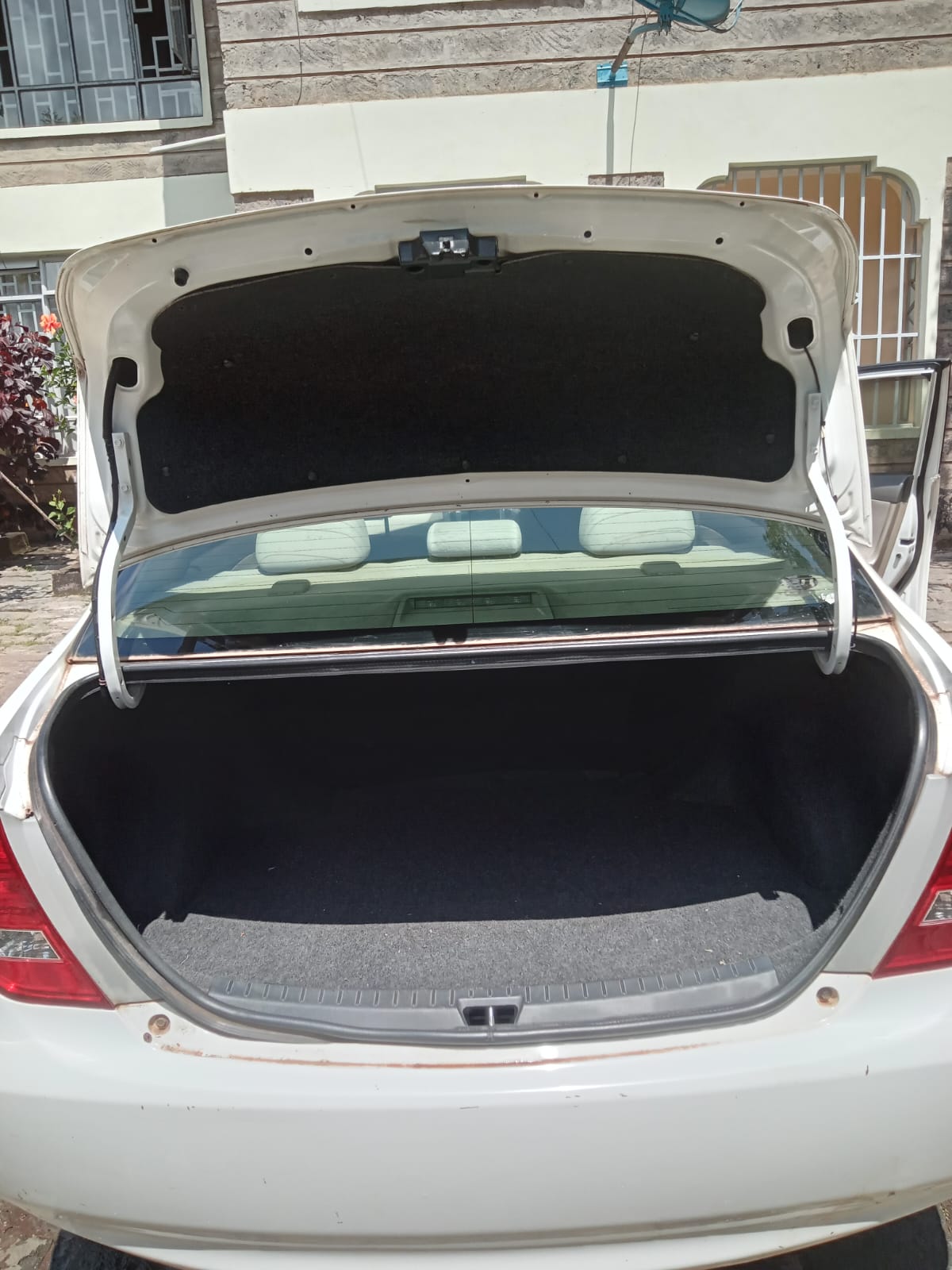 TOYOTA AXIO 2012