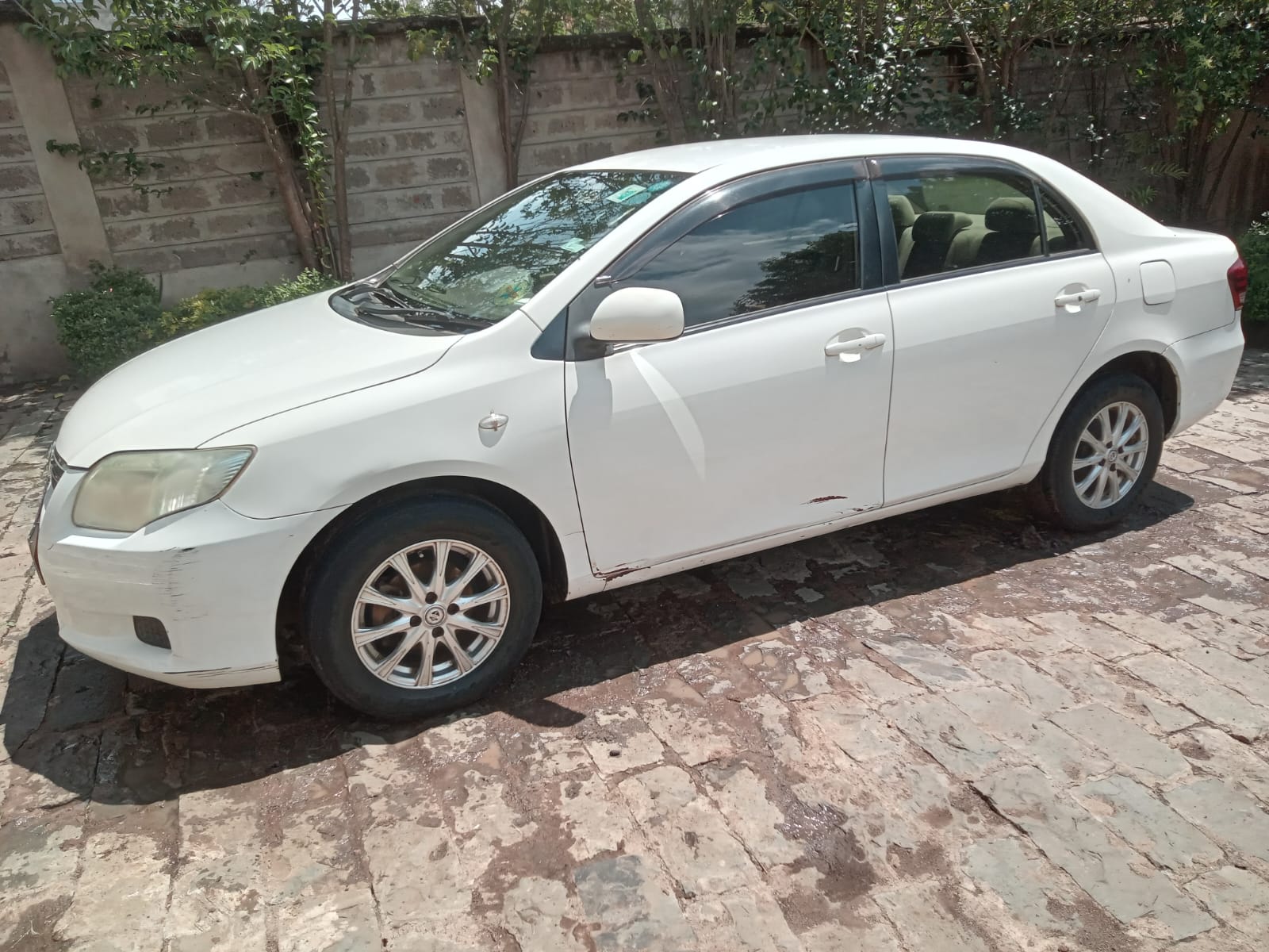 TOYOTA AXIO 2012