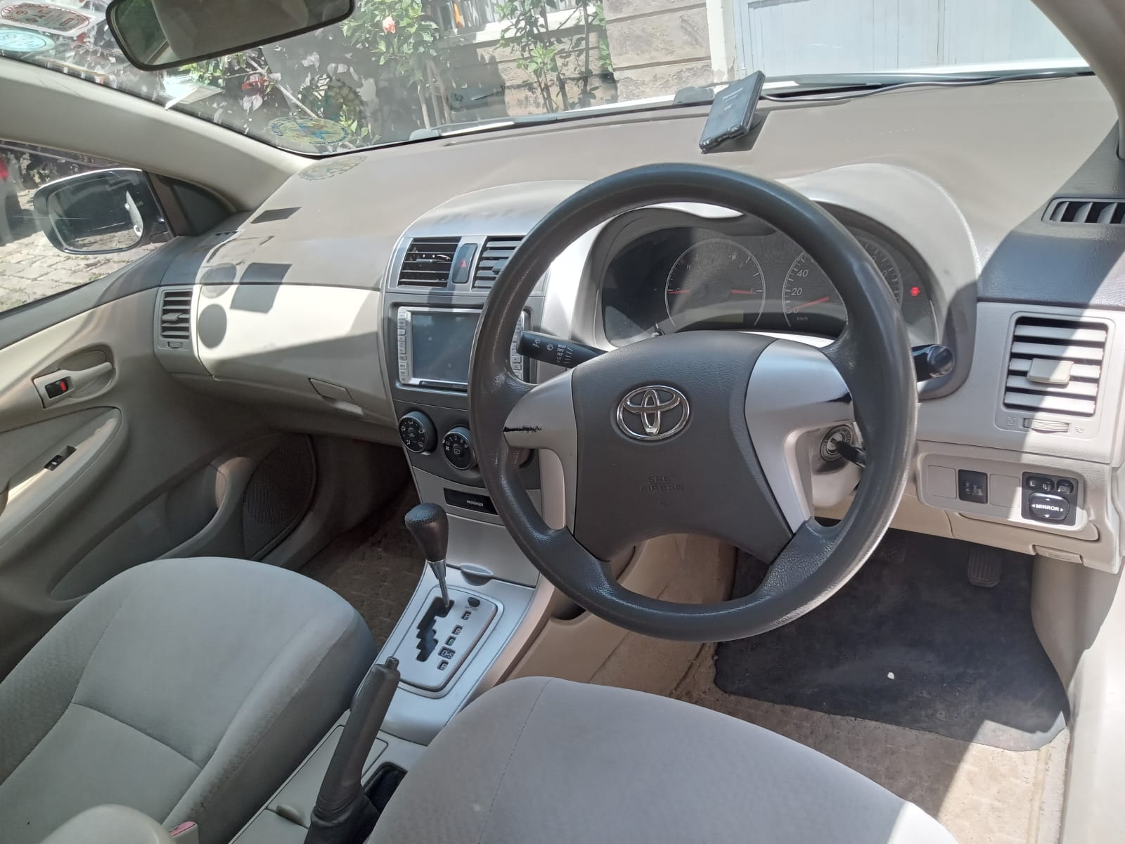 TOYOTA AXIO 2012